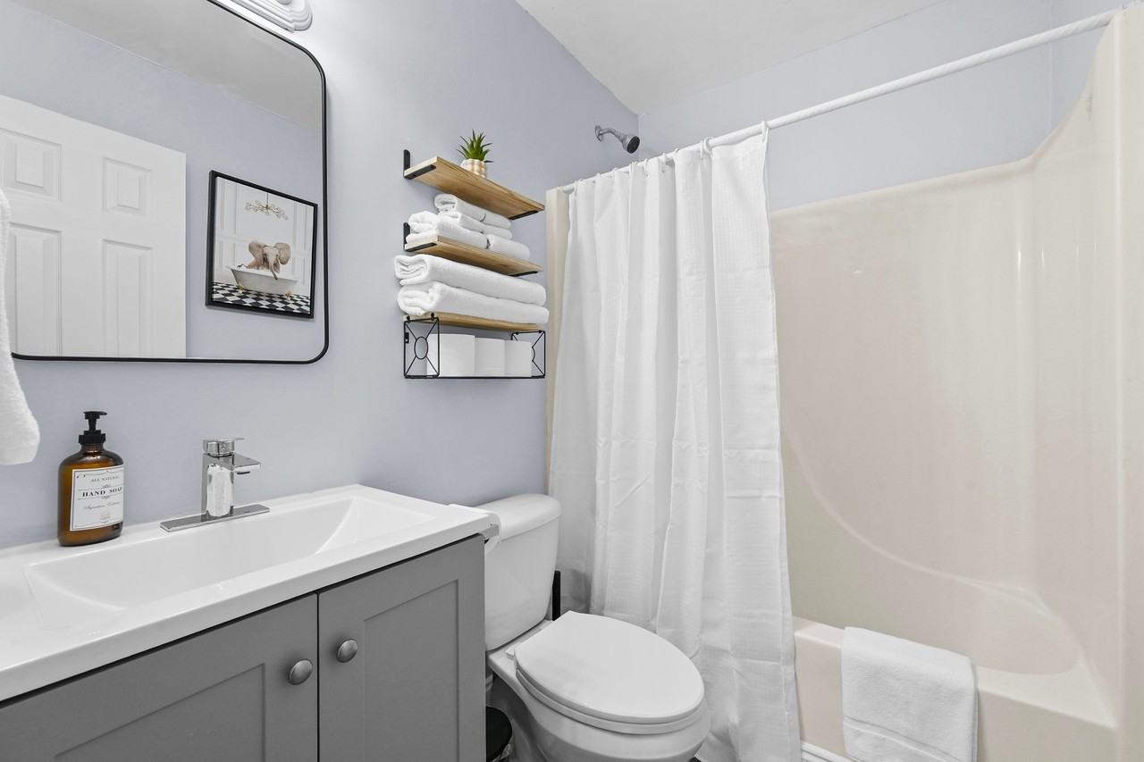 226 Ashland Creek Ct - Photo 6 of 10