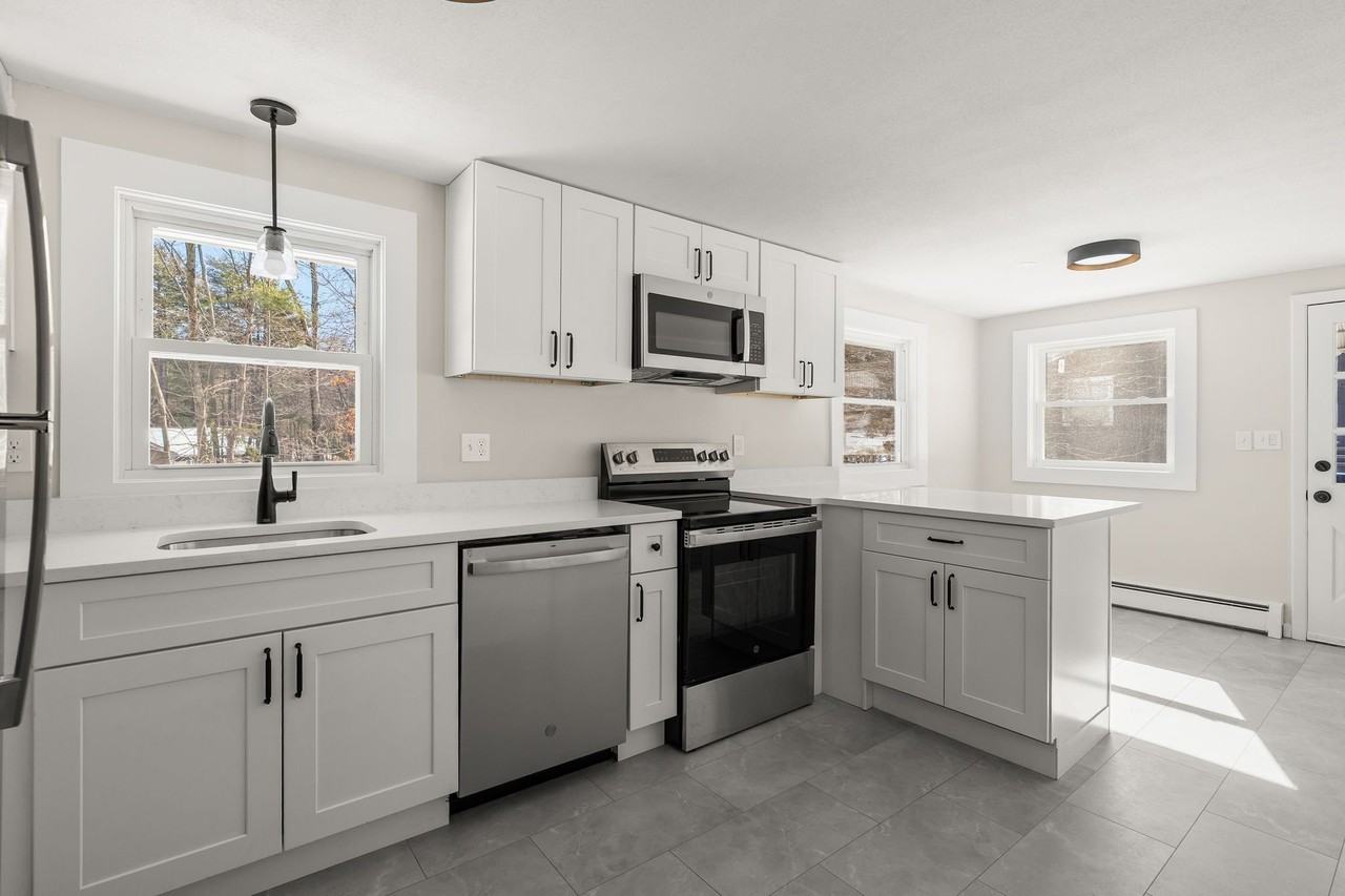 41 Scadding St - Photo 5 of 12