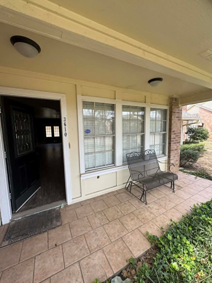 3610 Soft Wind Ct - Photo 2 of 20