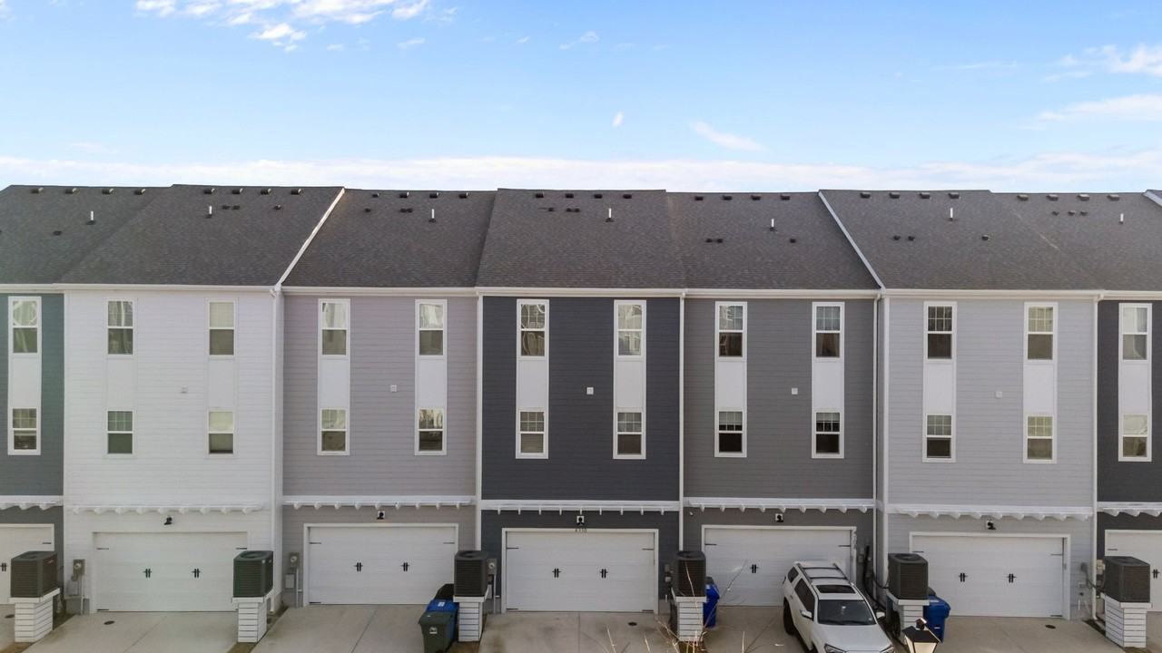 4110 Pleasant Ave - Photo 6 of 41