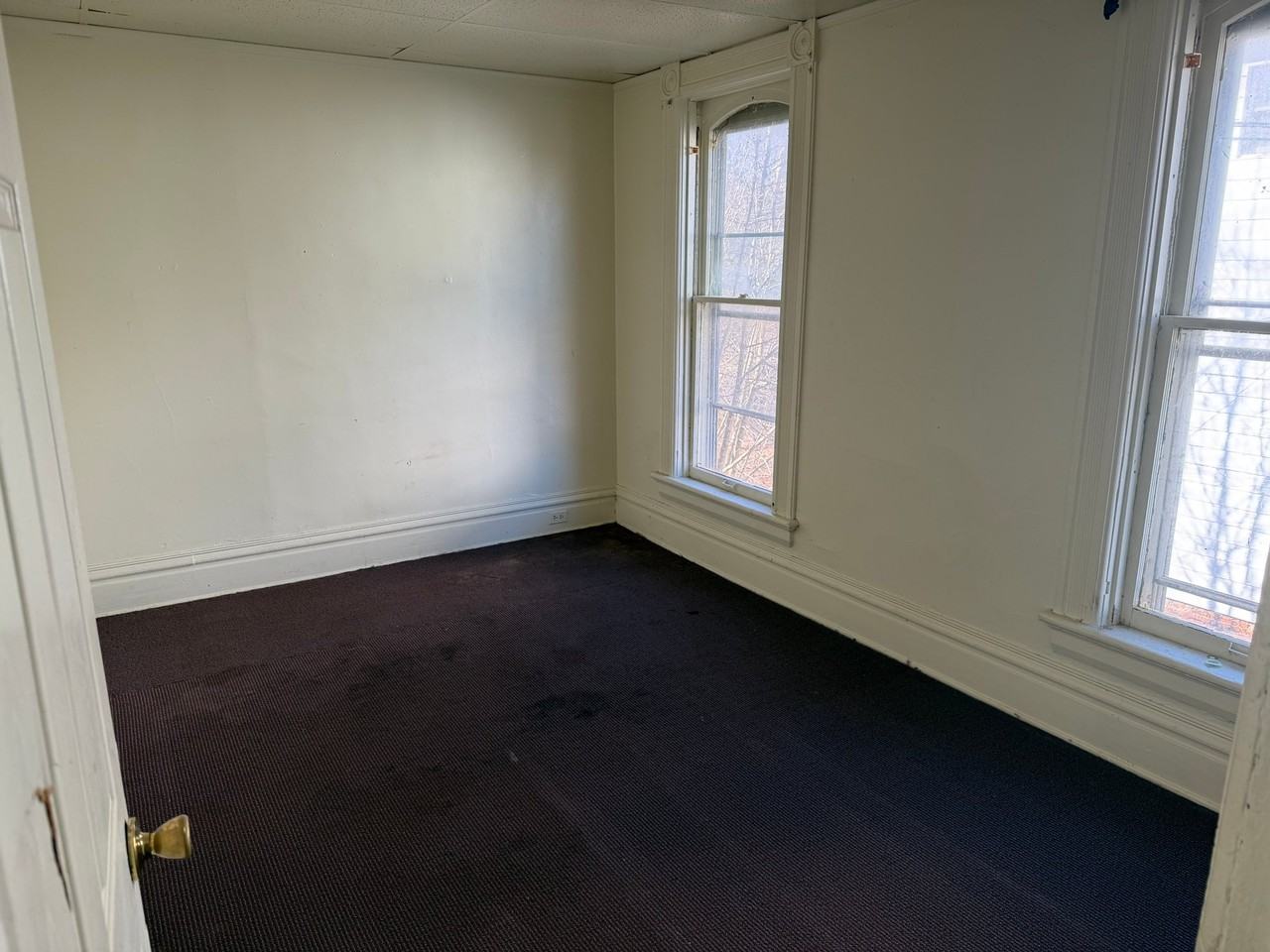 22 Pearl Ave #2ndFL - Photo 4 of 6