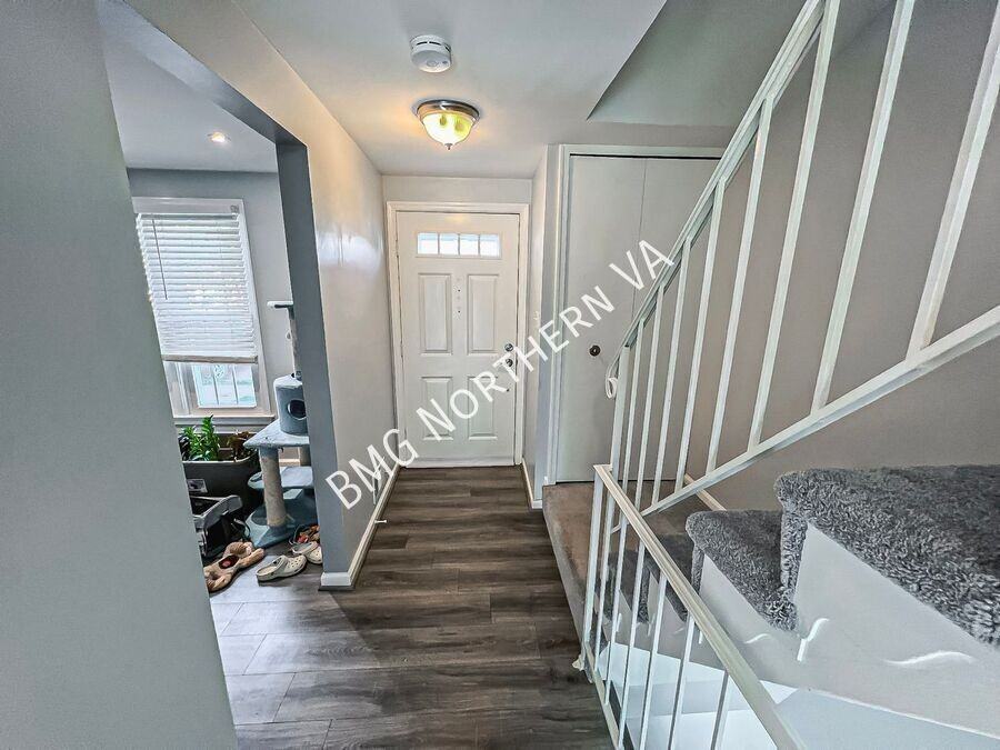 14416 Black Horse Ct - Photo 3 of 29