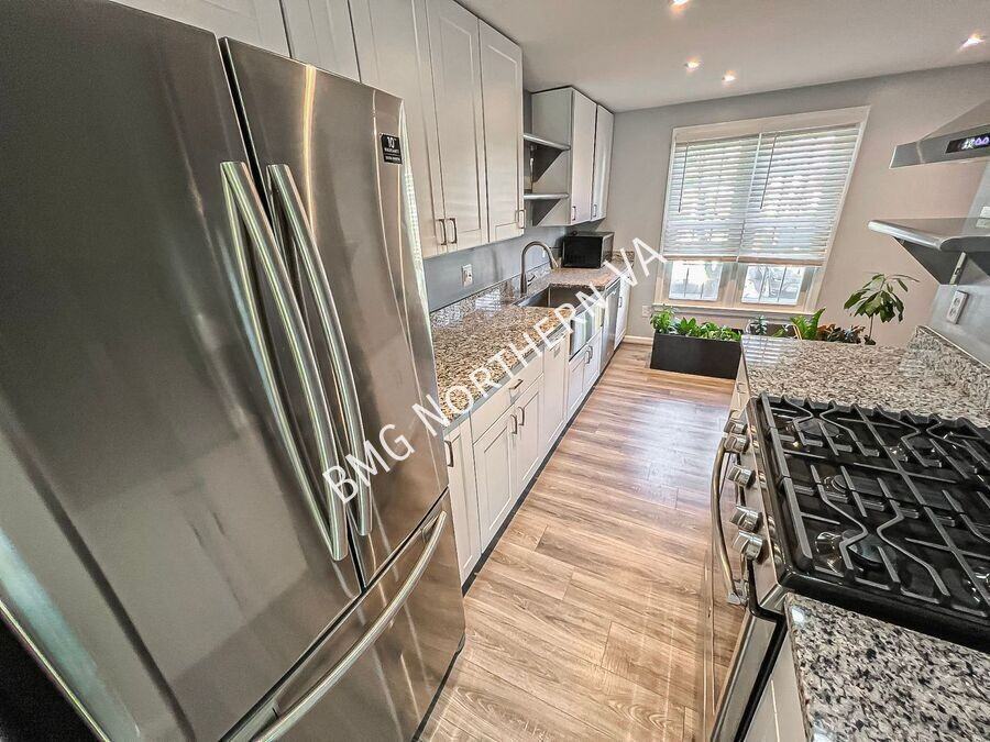 14416 Black Horse Ct - Photo 6 of 29