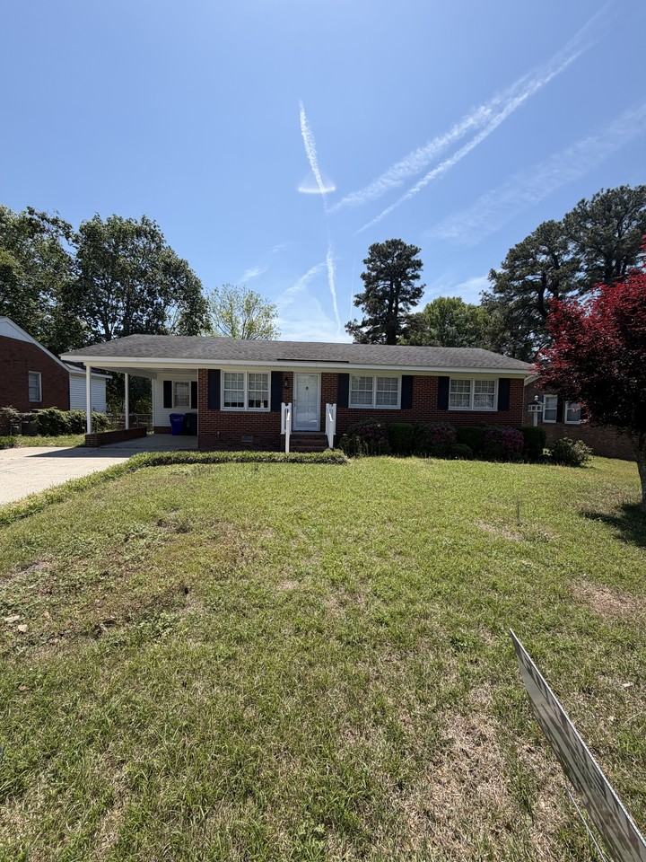 2804 Crockett Dr - Photo 3 of 31