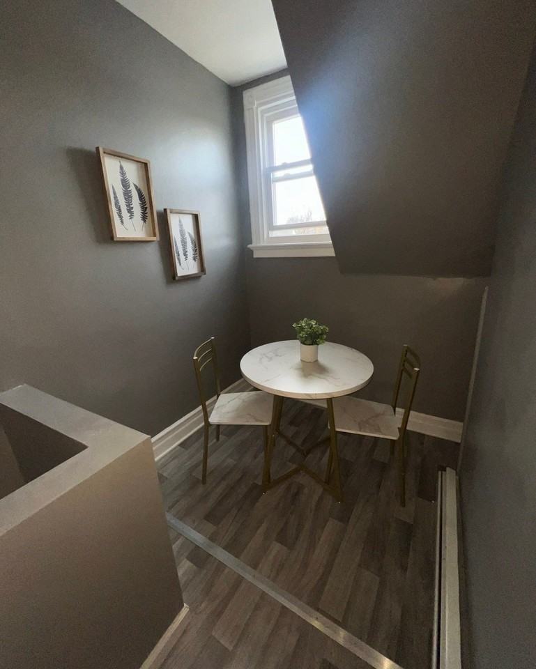 779 Lake St - Photo 2 of 5