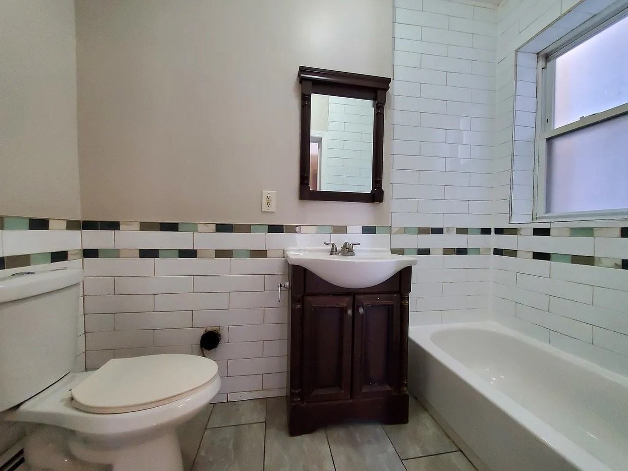 233 Fowler Ave #1E - Photo 3 of 5