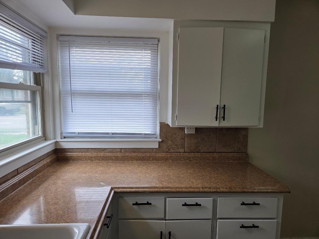 1722 Gratiot Ave - Photo 5 of 9