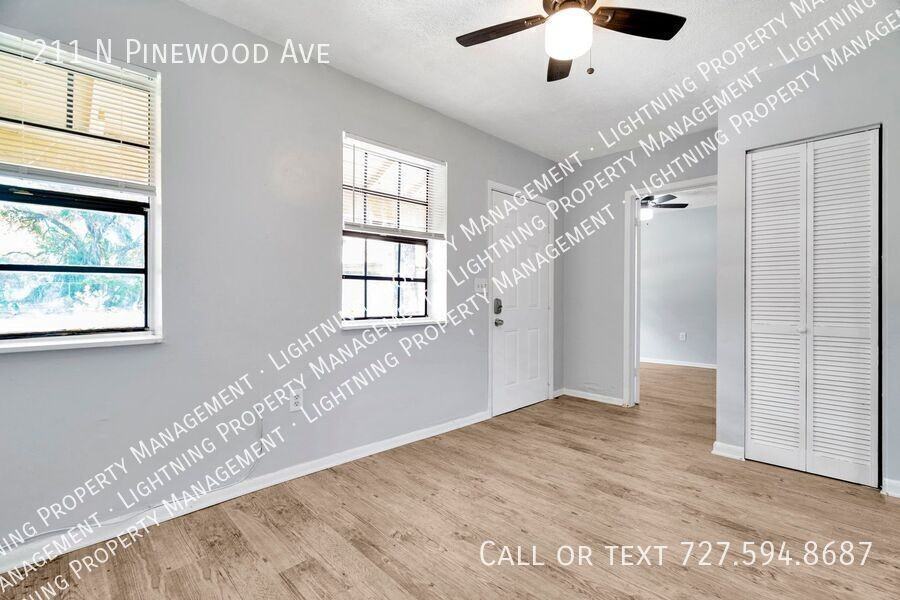 211 N Pinewood Ave - Photo 6 of 11