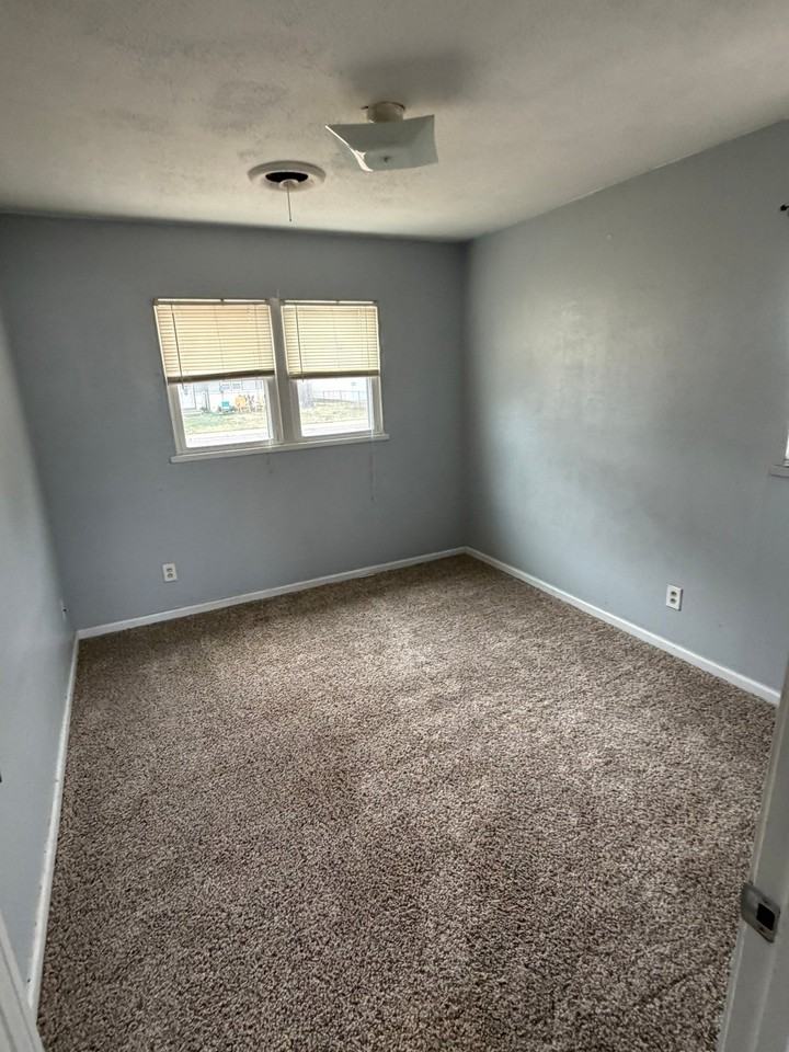 5110 Crockett St - Photo 7 of 8