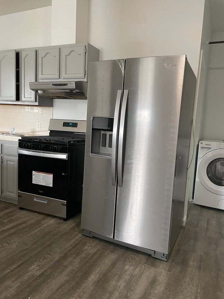 1635 E Washington Blvd #1635A - Photo 2 of 11