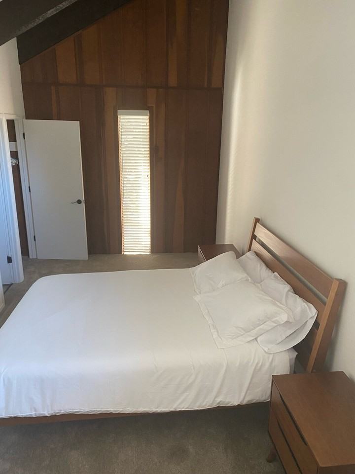 383 Canyon Blvd - Photo 3 of 6