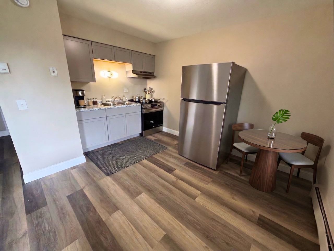 779 Anderson Ave #2 - Photo 4 of 10