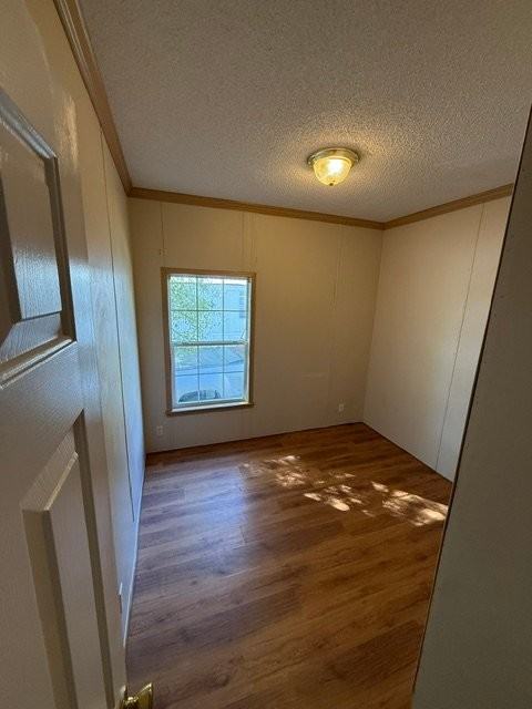 486 Crooked St - Photo 7 of 8