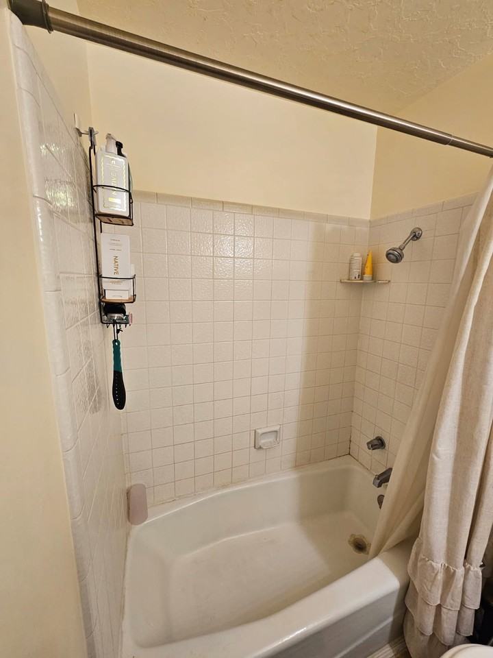 4879 S 350 E #1 - Photo 7 of 8