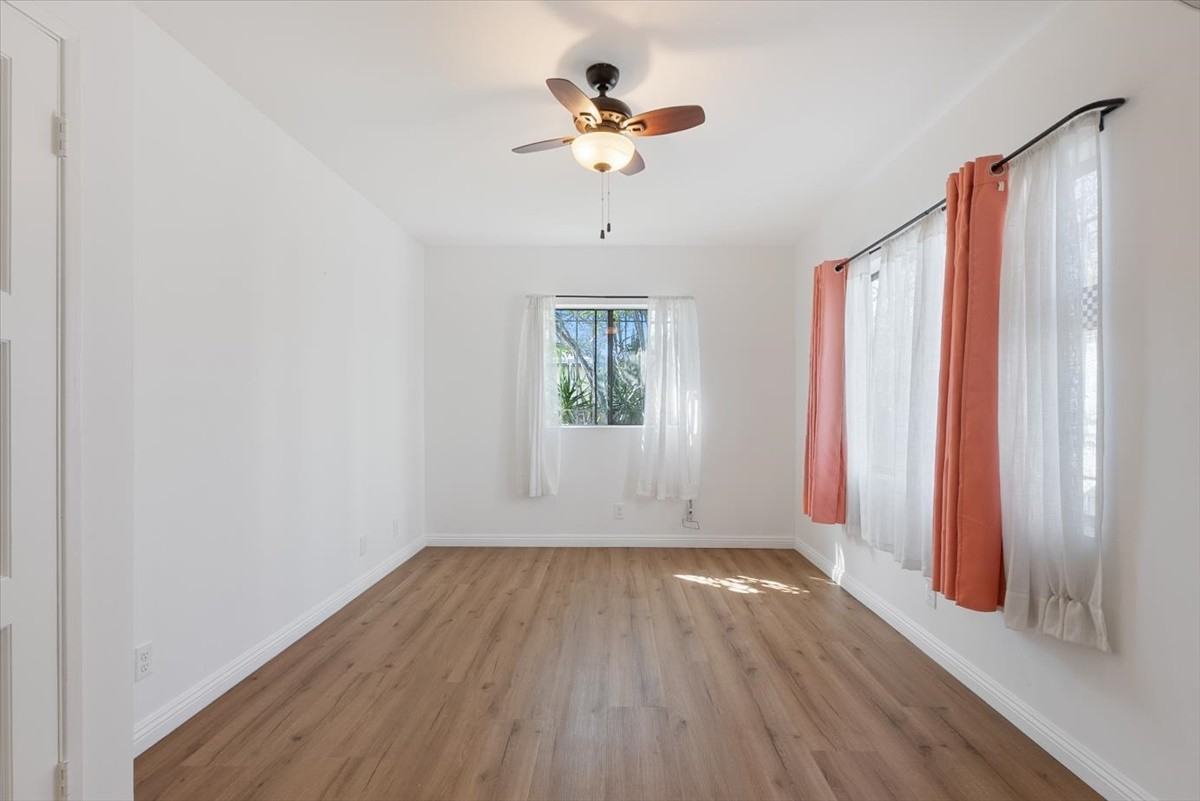 1429 Ellsmere Ave #NA - Photo 5 of 26