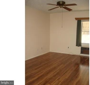 12092 Abby Rd #1stFL - Photo 3 of 6