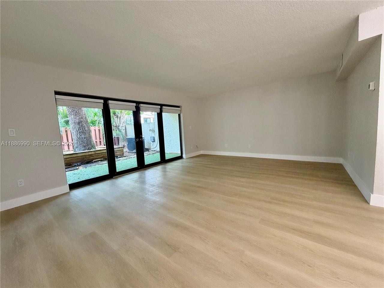 7887 Southwest 105th Place - Photo 2 of 24