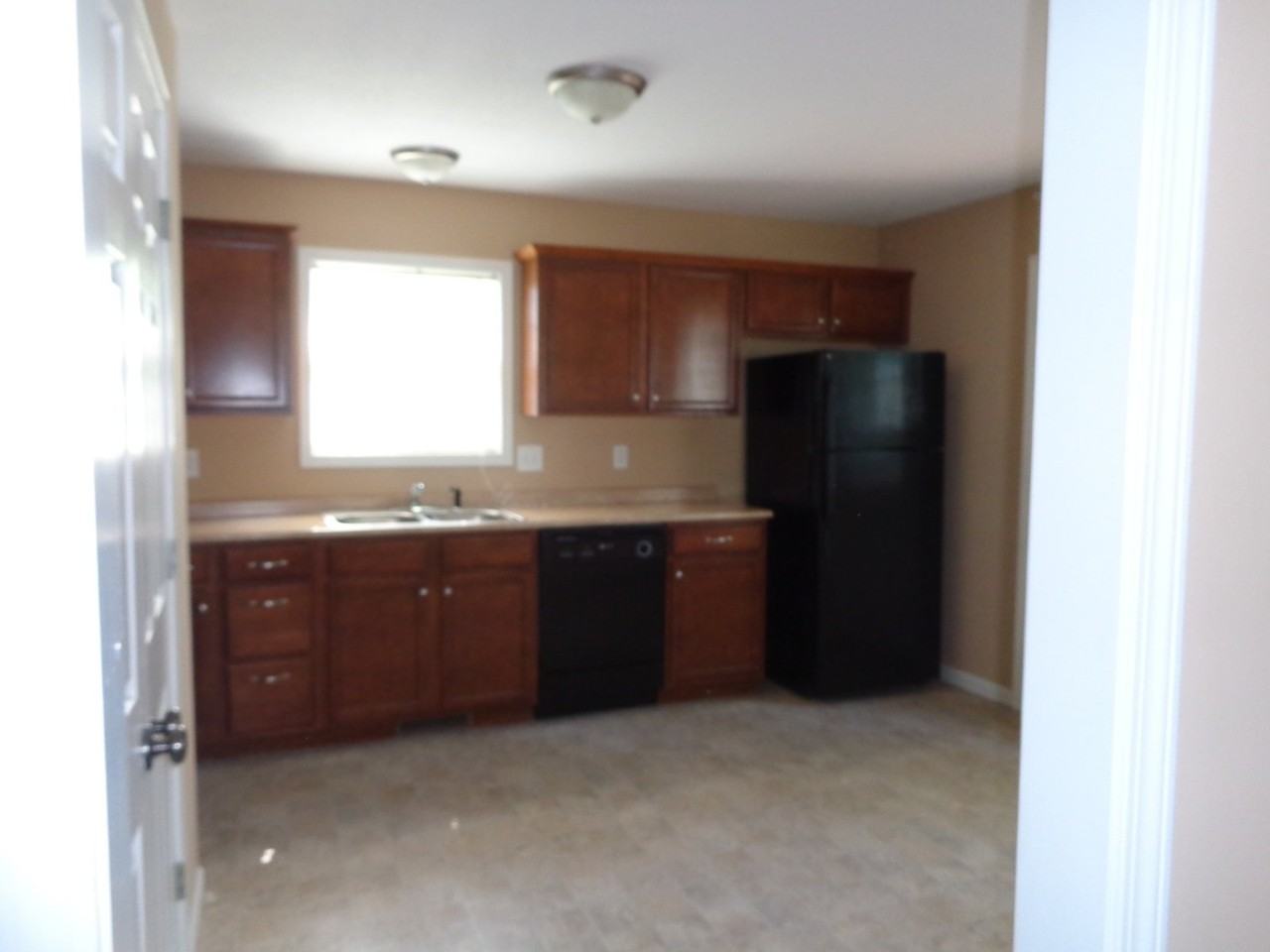 549 Jacquie Dr - Photo 4 of 4