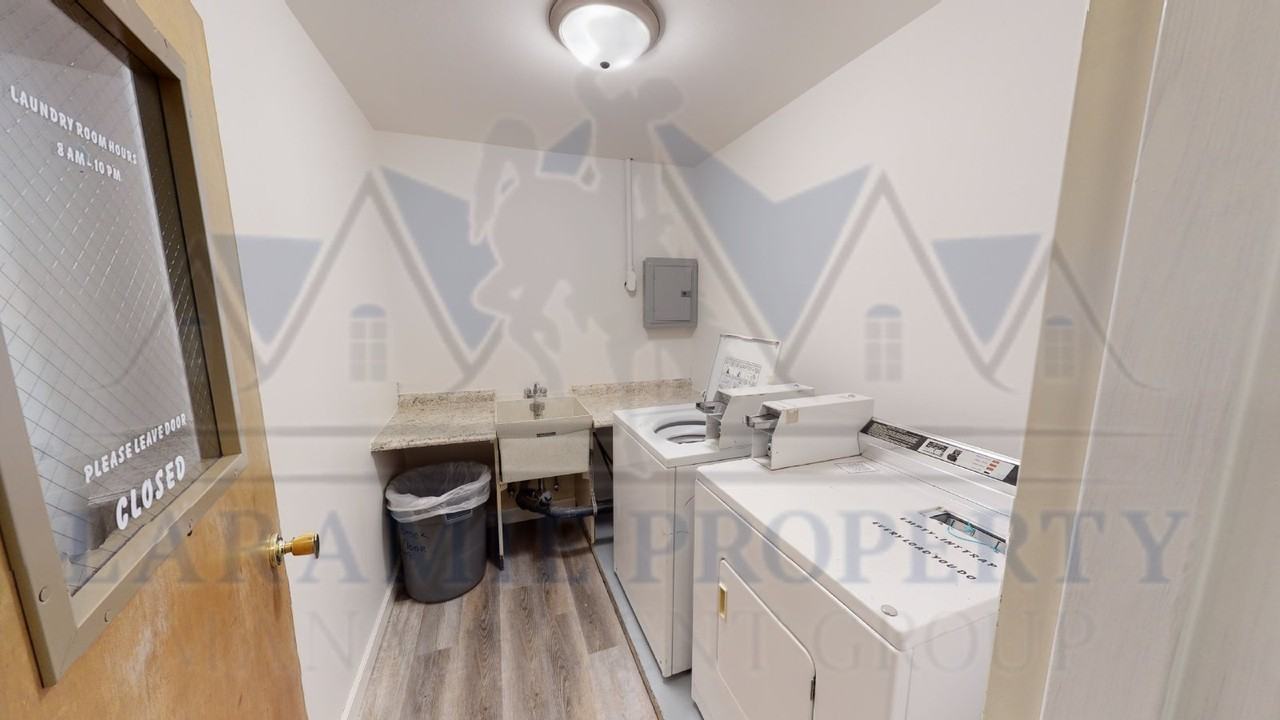 409 S 26th St #15 - Photo 5 of 6