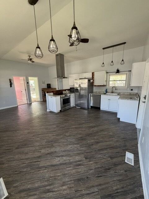 7810 East Rd - Photo 3 of 9