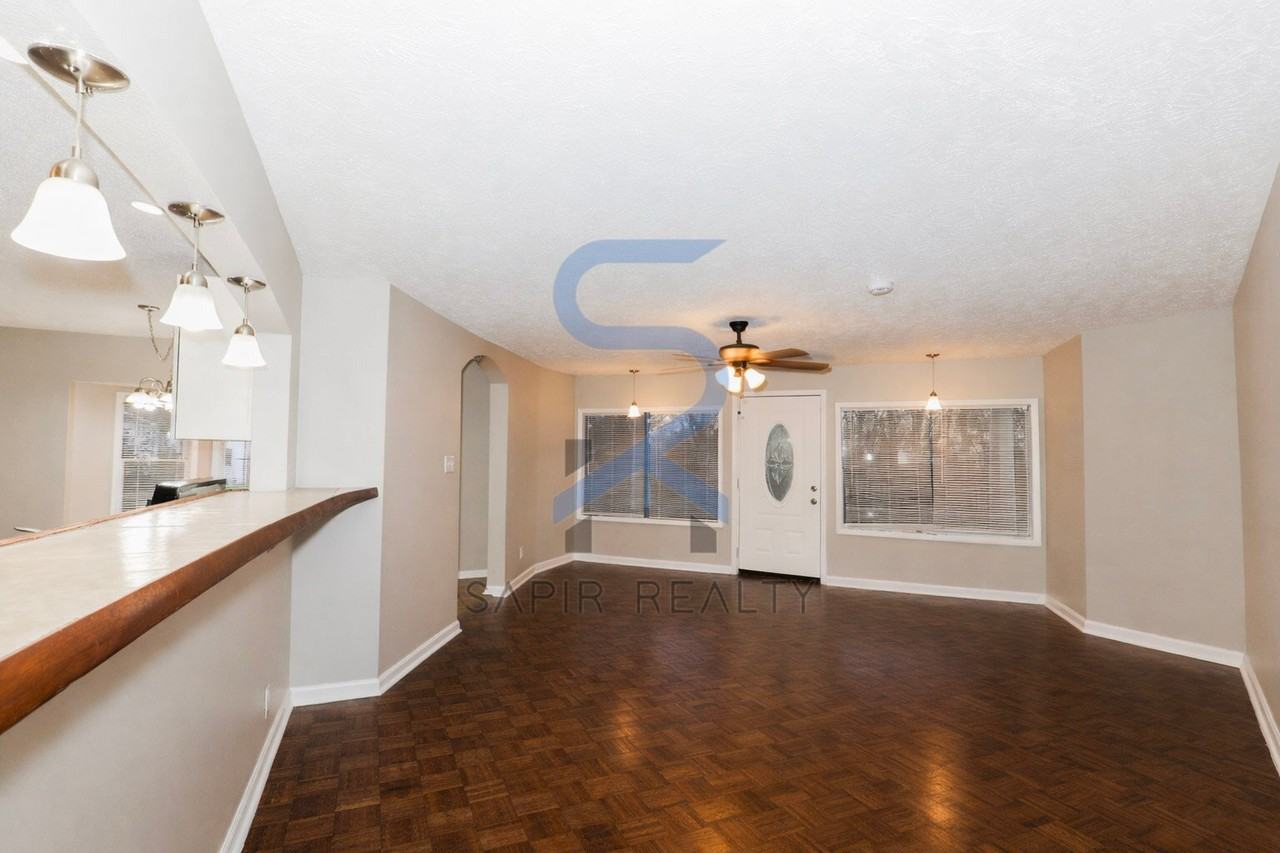 2018 Pryor Rd Sw - Photo 3 of 16