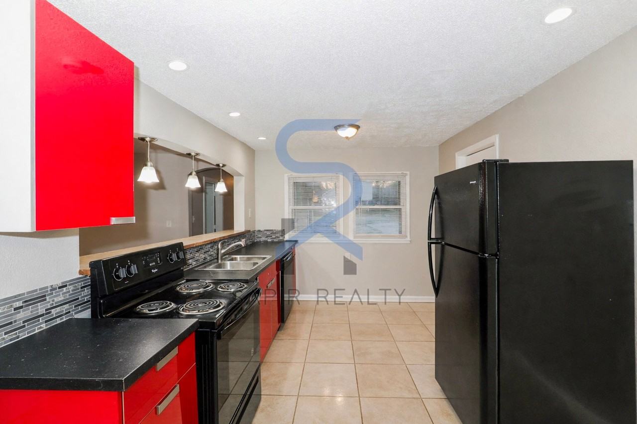 2018 Pryor Rd Sw - Photo 6 of 16