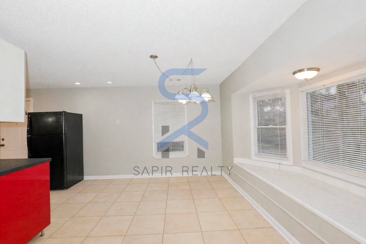 2018 Pryor Rd Sw - Photo 7 of 16