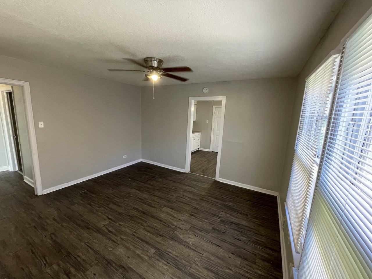 859 Steves Ave Apt 2 - Photo 6 of 12