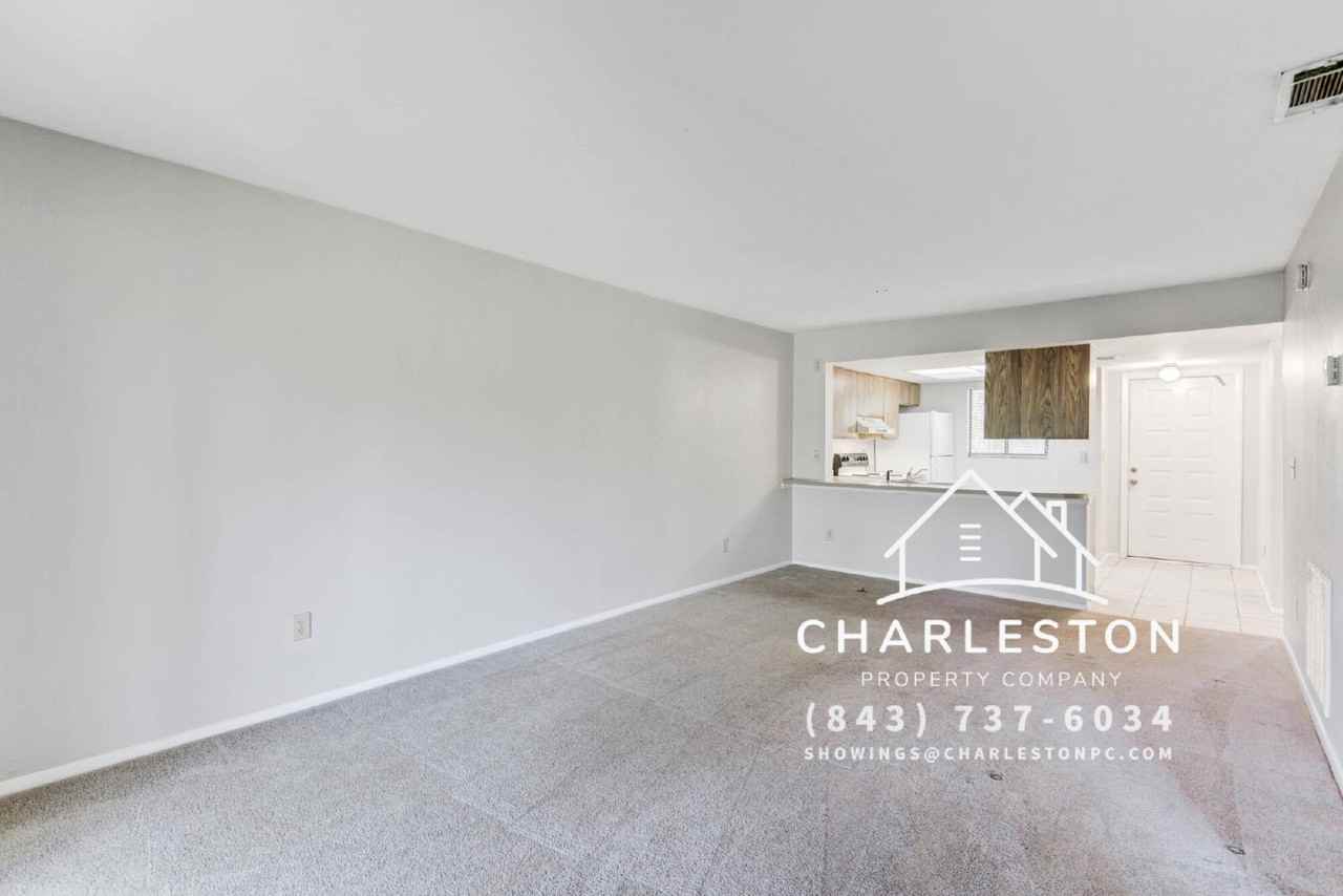 2955 Dove Haven Ct Apt G - Photo 2 of 18