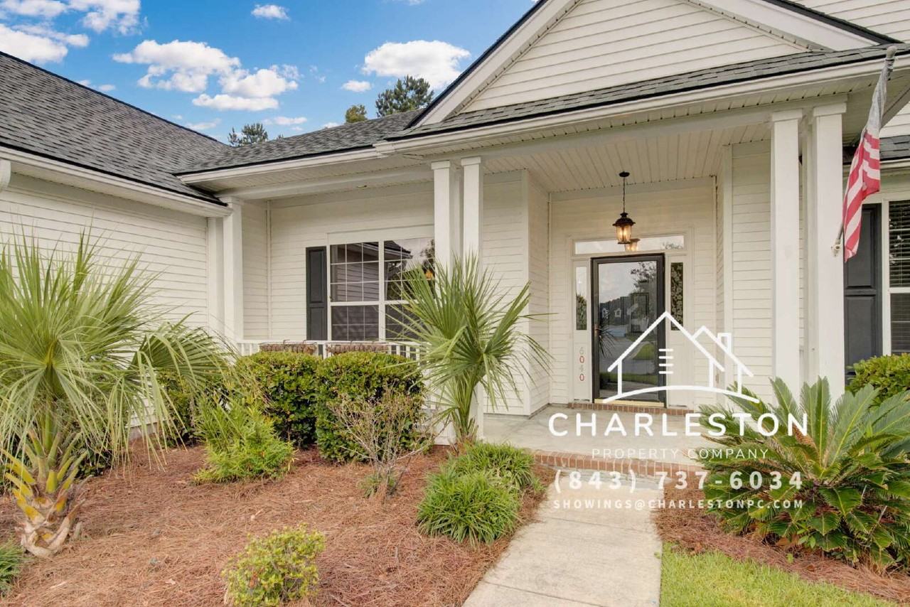 6040 Fieldstone Cir - Photo 2 of 31