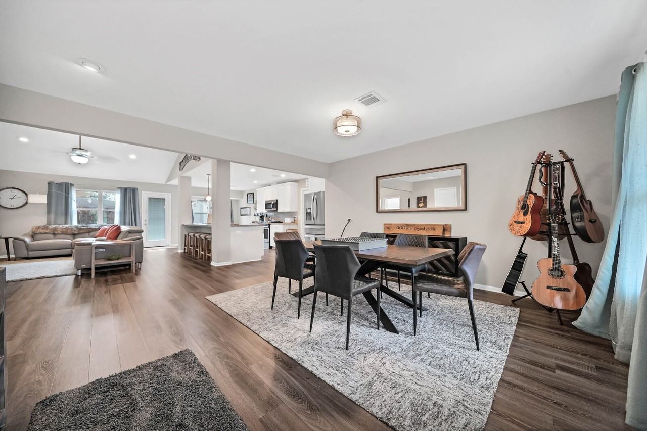 143 Bluebonnet St - Photo 2 of 31