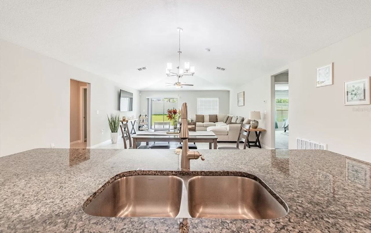 10852 Sage Canyon Dr - Photo 6 of 24