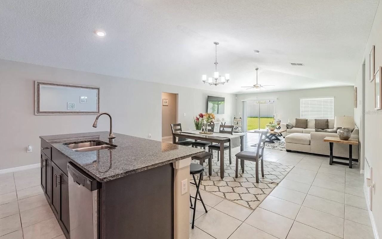 10852 Sage Canyon Dr - Photo 7 of 24