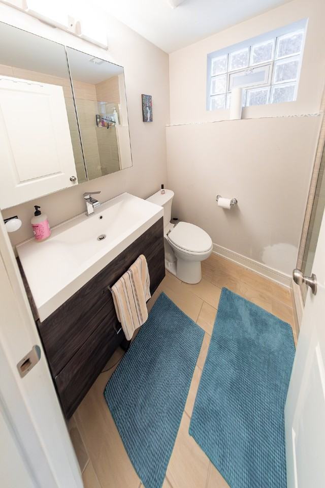 1110 N Christiana Ave - Photo 2 of 23