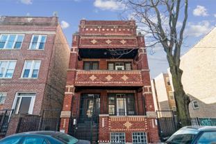 2647 W Augusta Blvd #3R - Photo 1 of 1