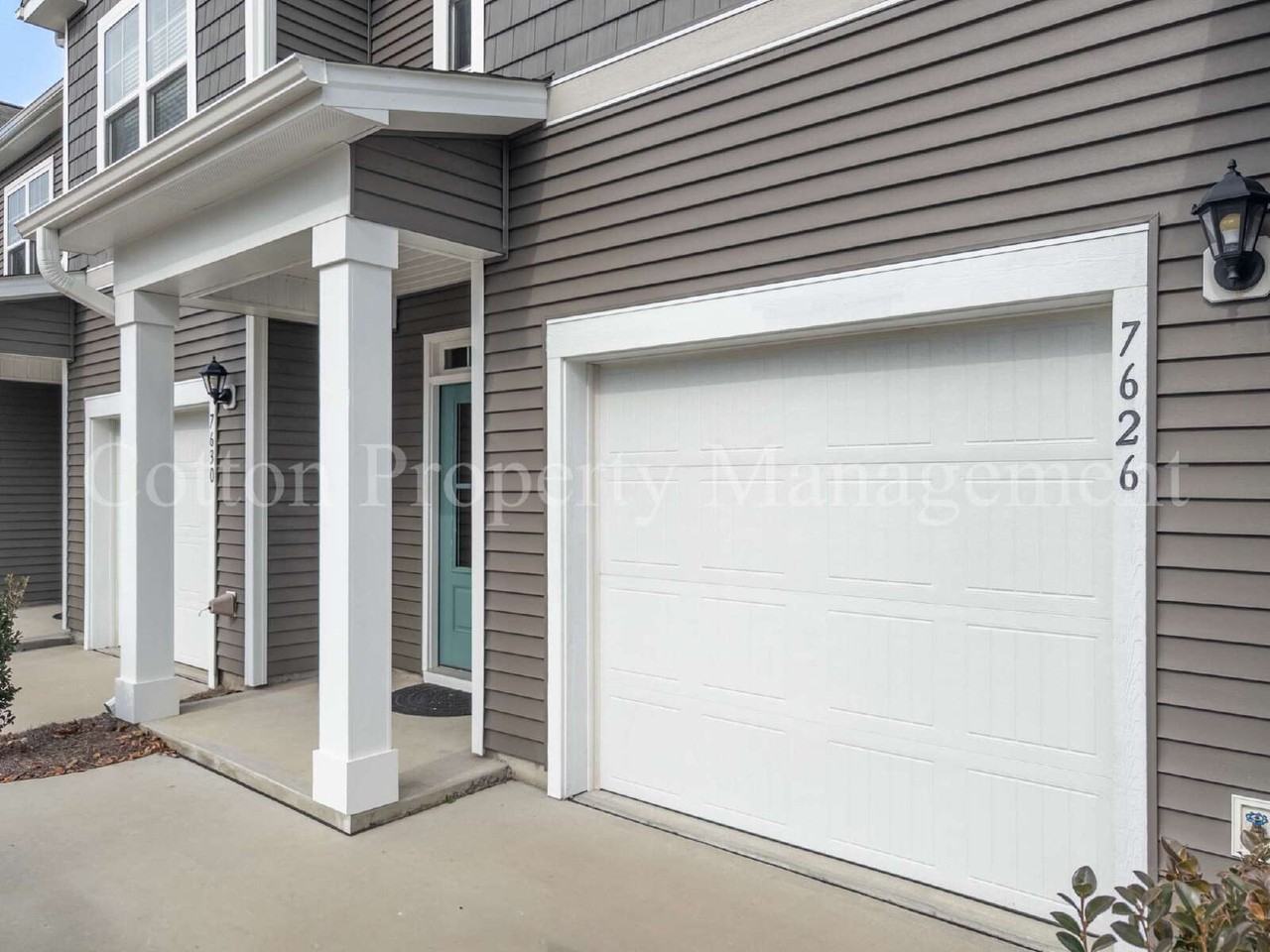 7626 Knightbell Cir - Photo 3 of 36