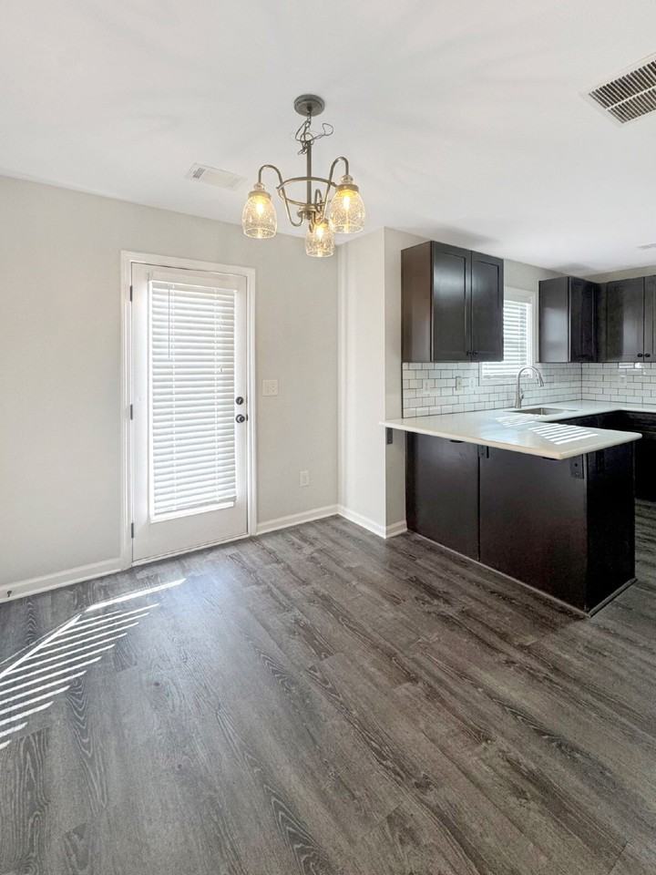 3109 Legacy Glen Path - Photo 5 of 19