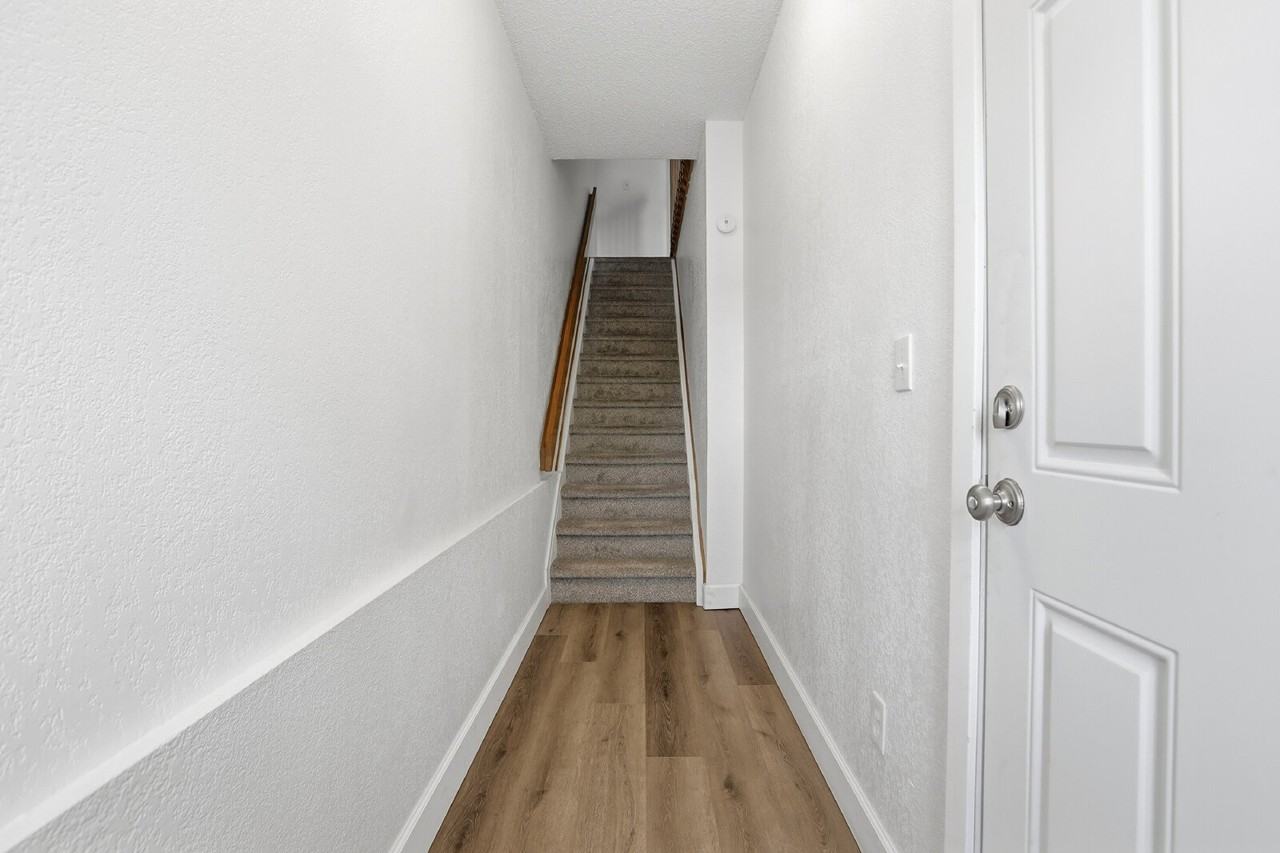 8292 S Fillmore Way - Photo 3 of 38