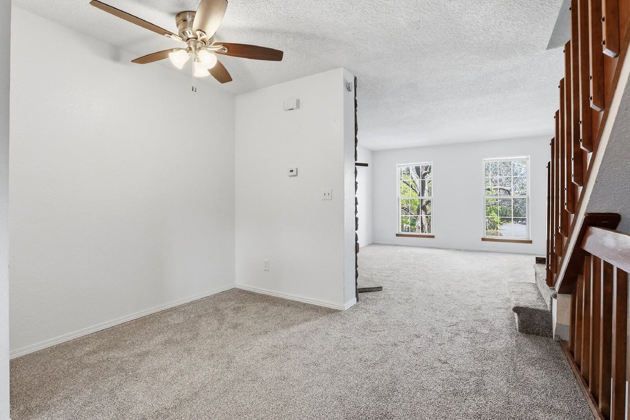 8292 S Fillmore Way - Photo 4 of 38