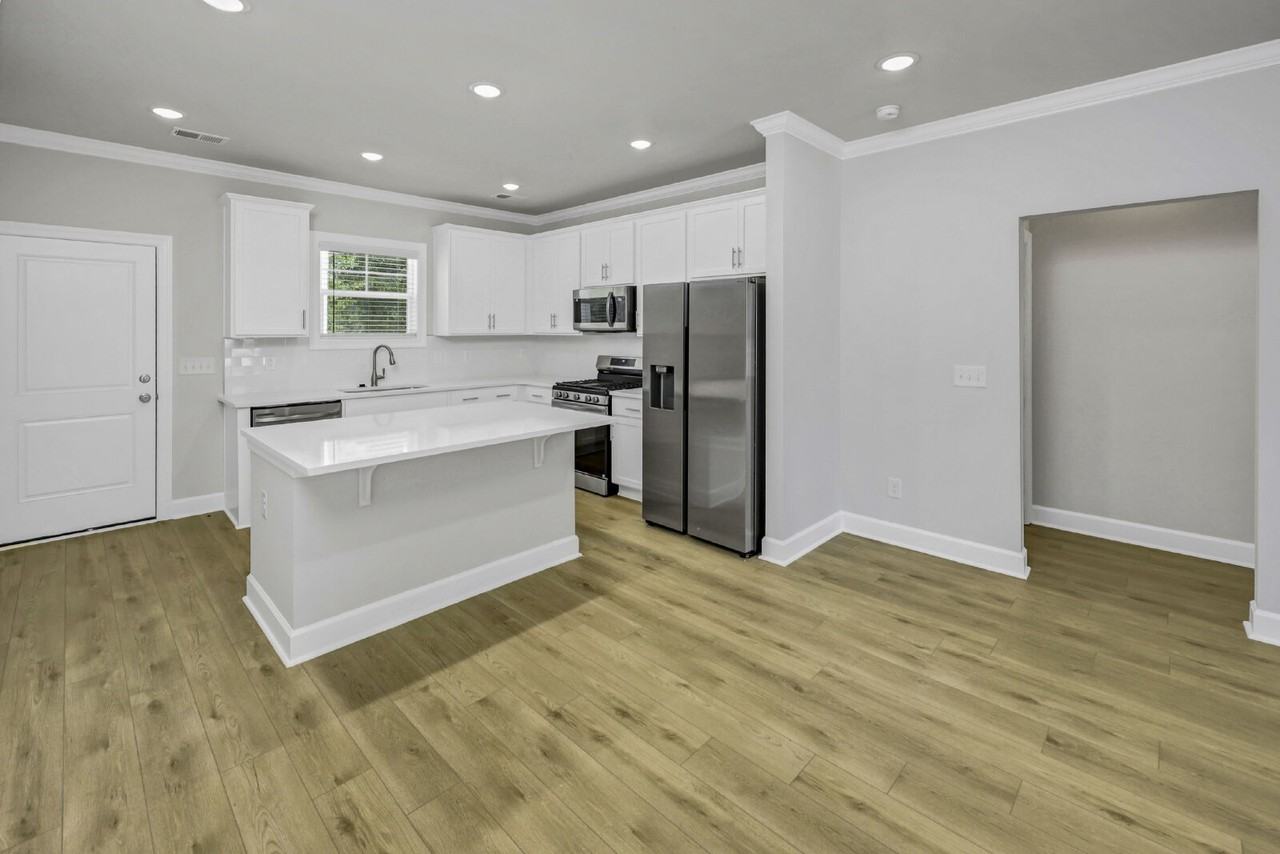 6640 Satchel Ford Rd - Photo 6 of 36