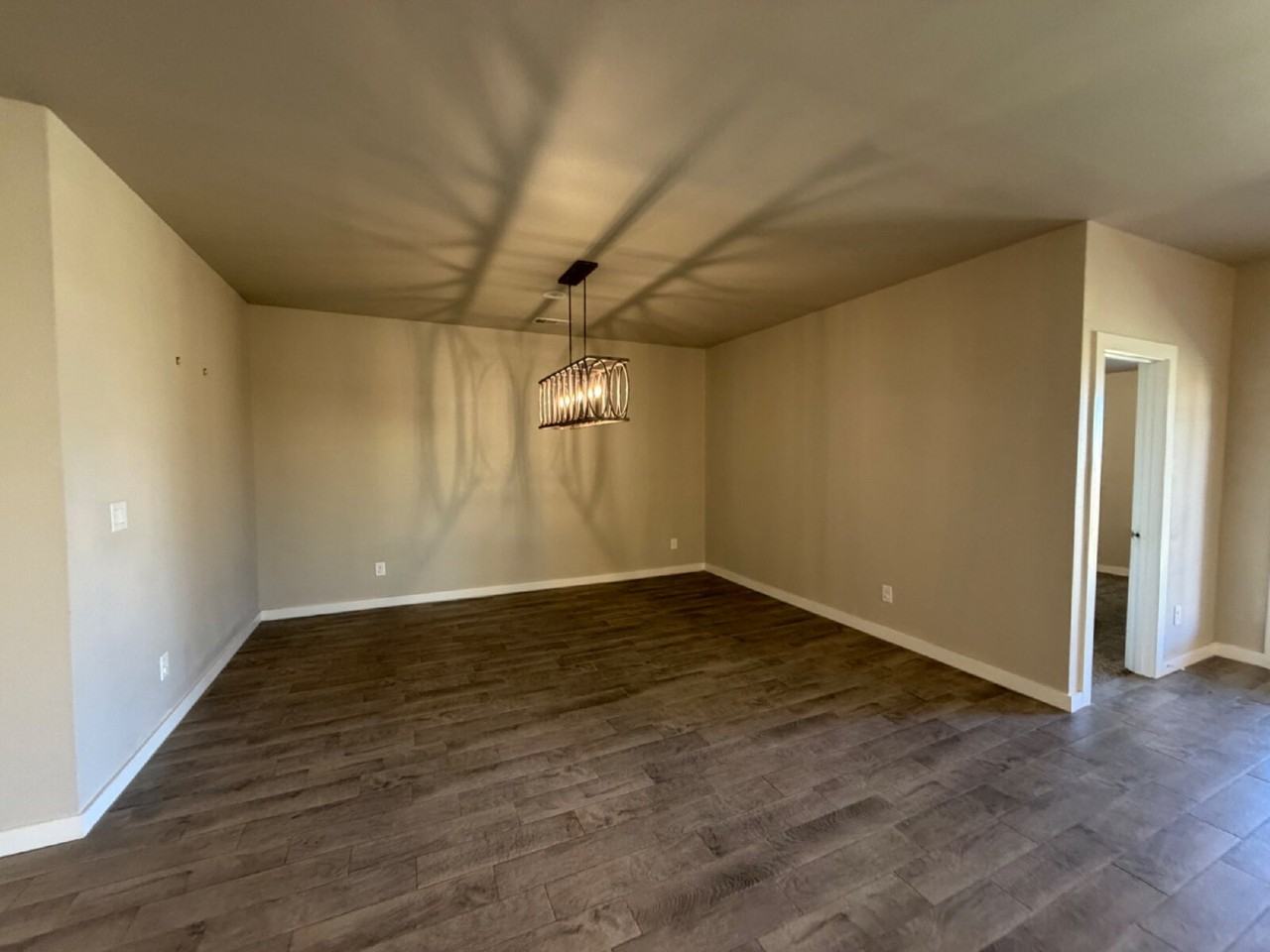 328 Ranger St - Photo 5 of 15