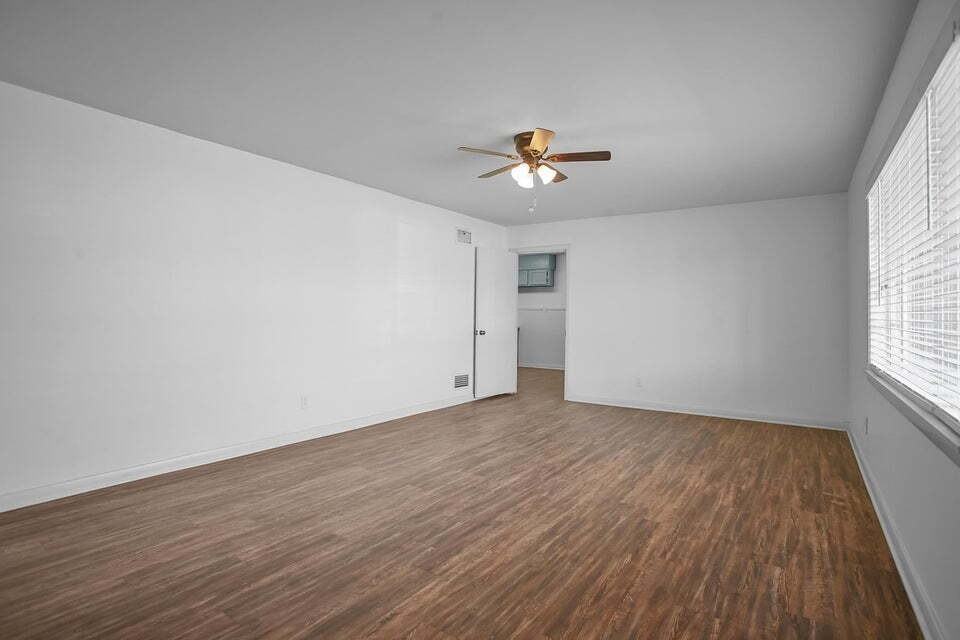 4309 31st St - Photo 2 of 27