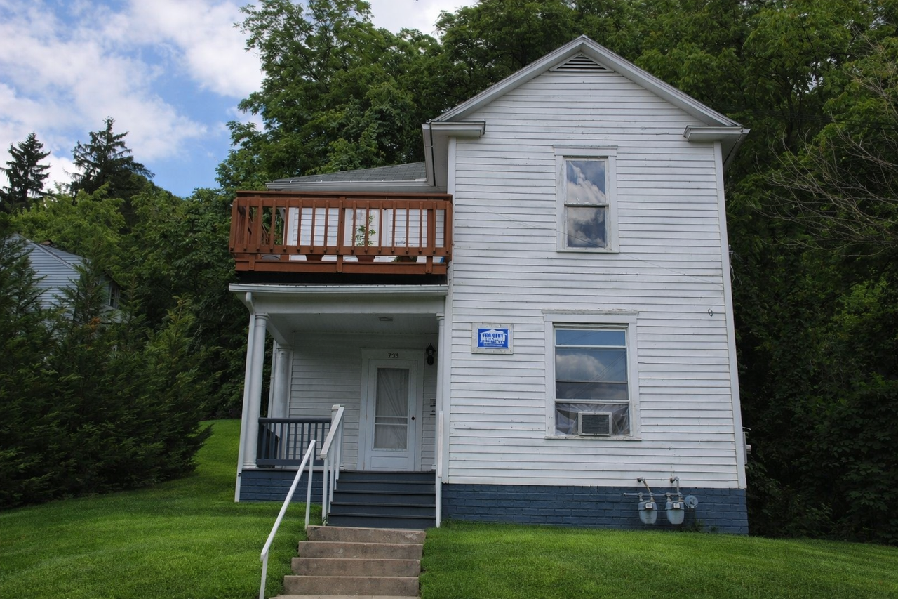 133 Franklin Avenue - Photo 7 of 17