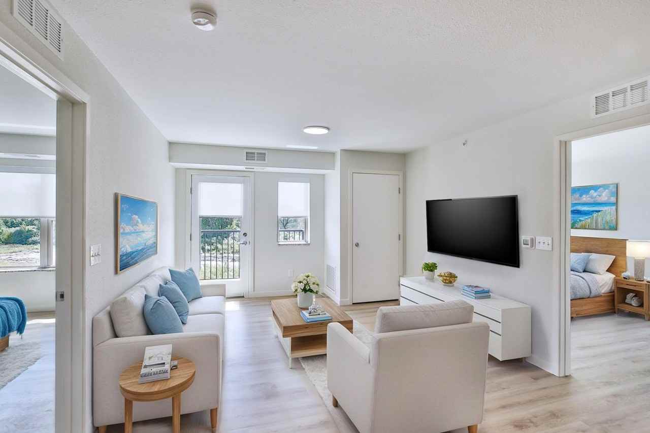 Vue Pointe Apartments - Photo 2 of 4
