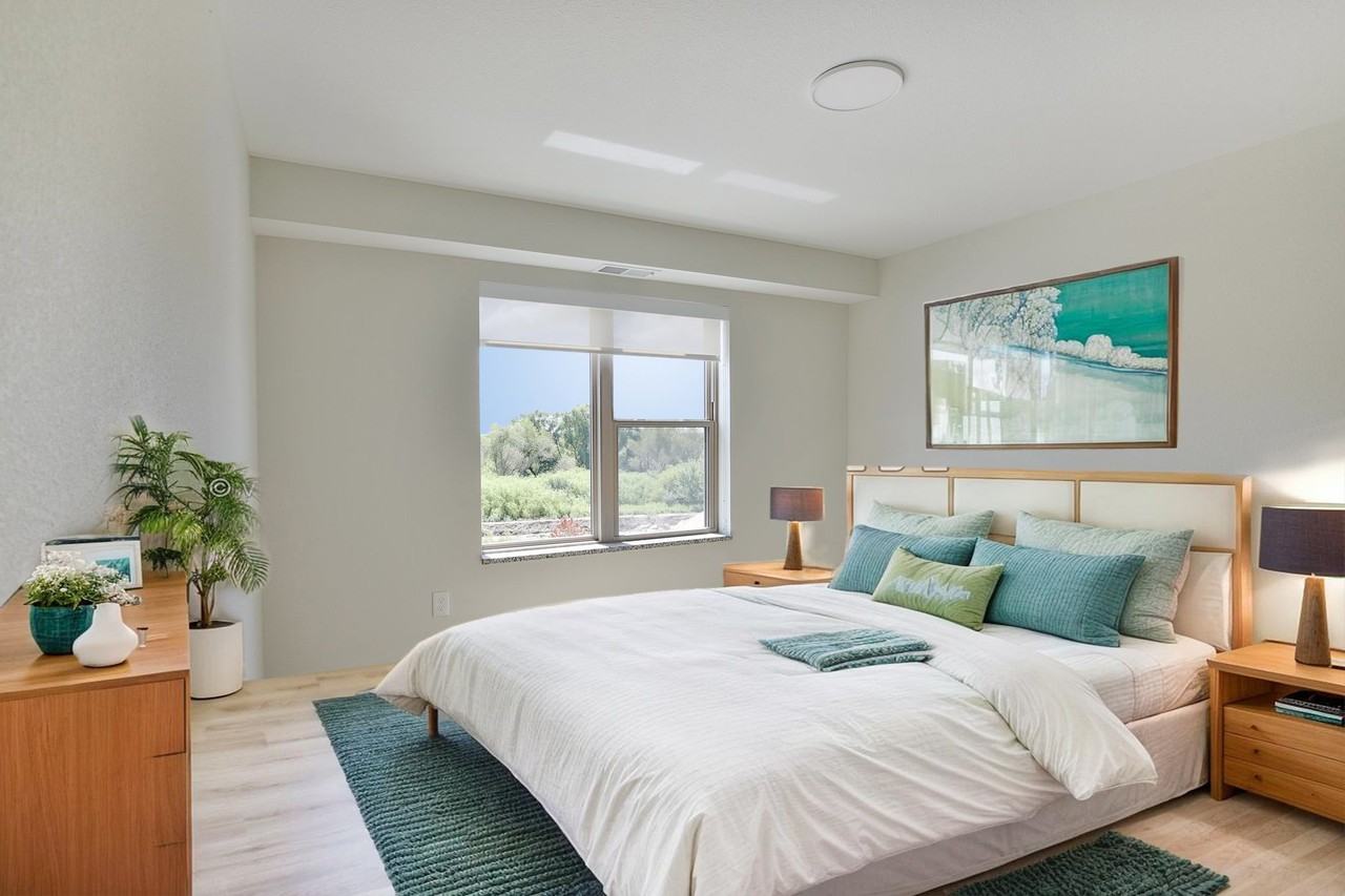 Vue Pointe Apartments - Photo 3 of 4