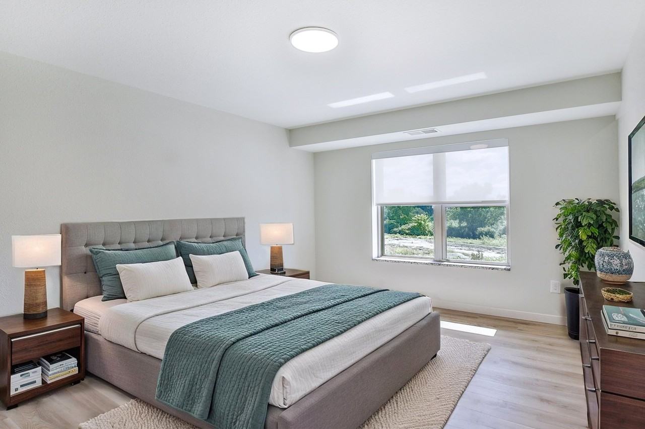 Enclave Overlook Apartments - Photo 3 of 4