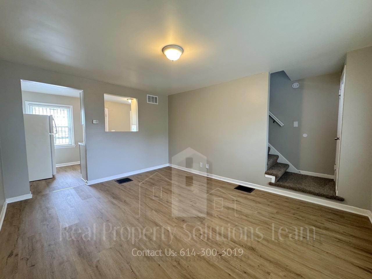 1079 South James Road - Photo 3 of 8