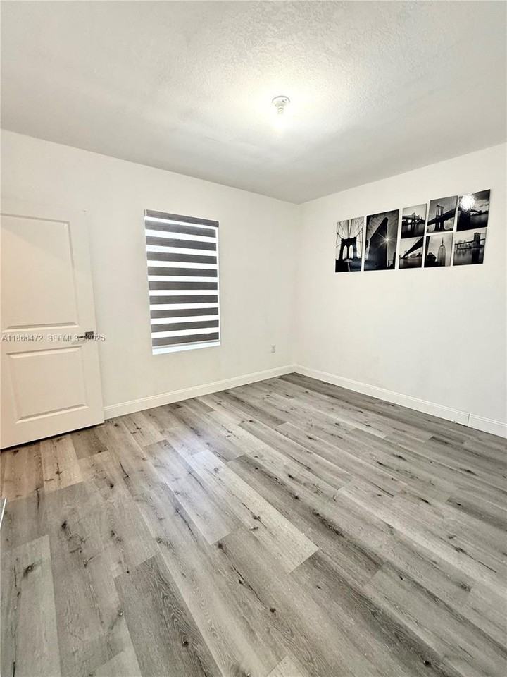 507 Northeast 6th Court #0 - Photo 6 of 19