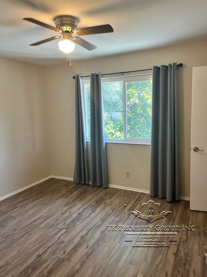 320 Bennett Street - Photo 2 of 11