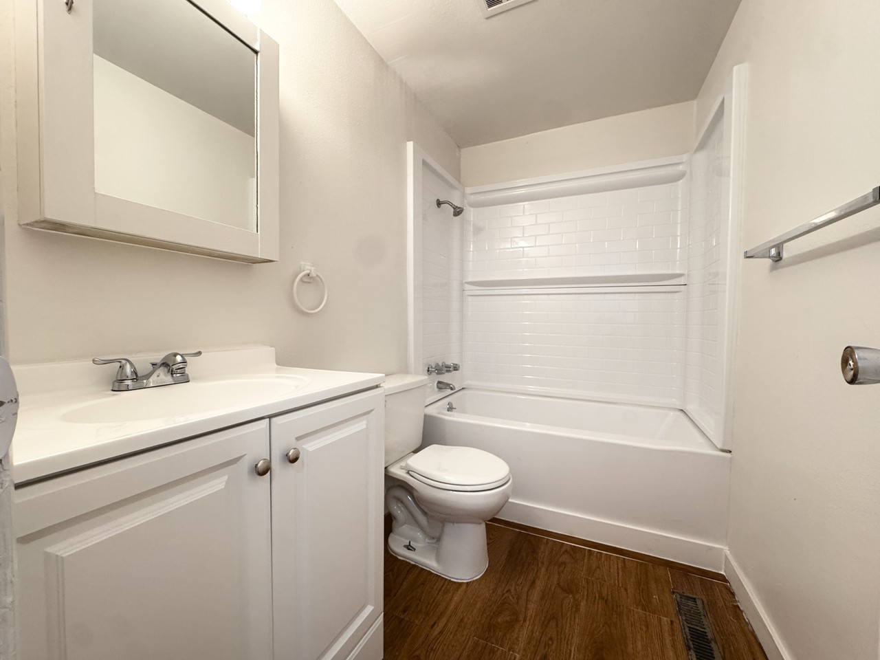iCVL - 521 E 13th St - Photo 7 of 16